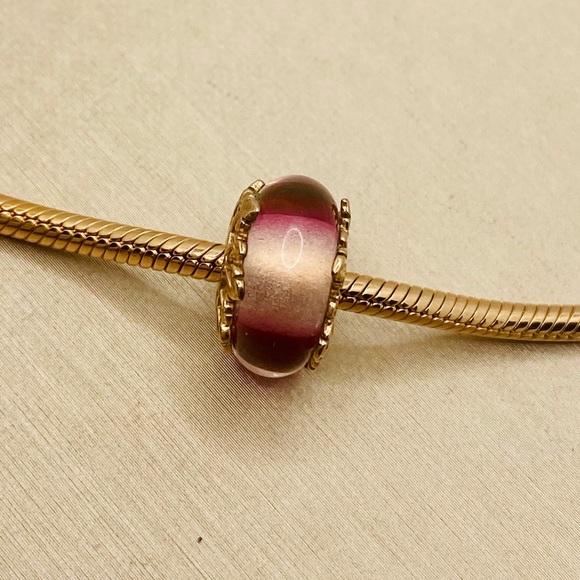 EUC Pandora 788244 Pandora Rose Pink Murano Glass & Leaves Charm - Picture 4 of 12